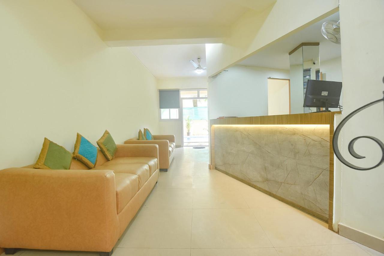 Hotel Fabexpress De Classio With Pool - Nr Candolim Beach Exterior foto